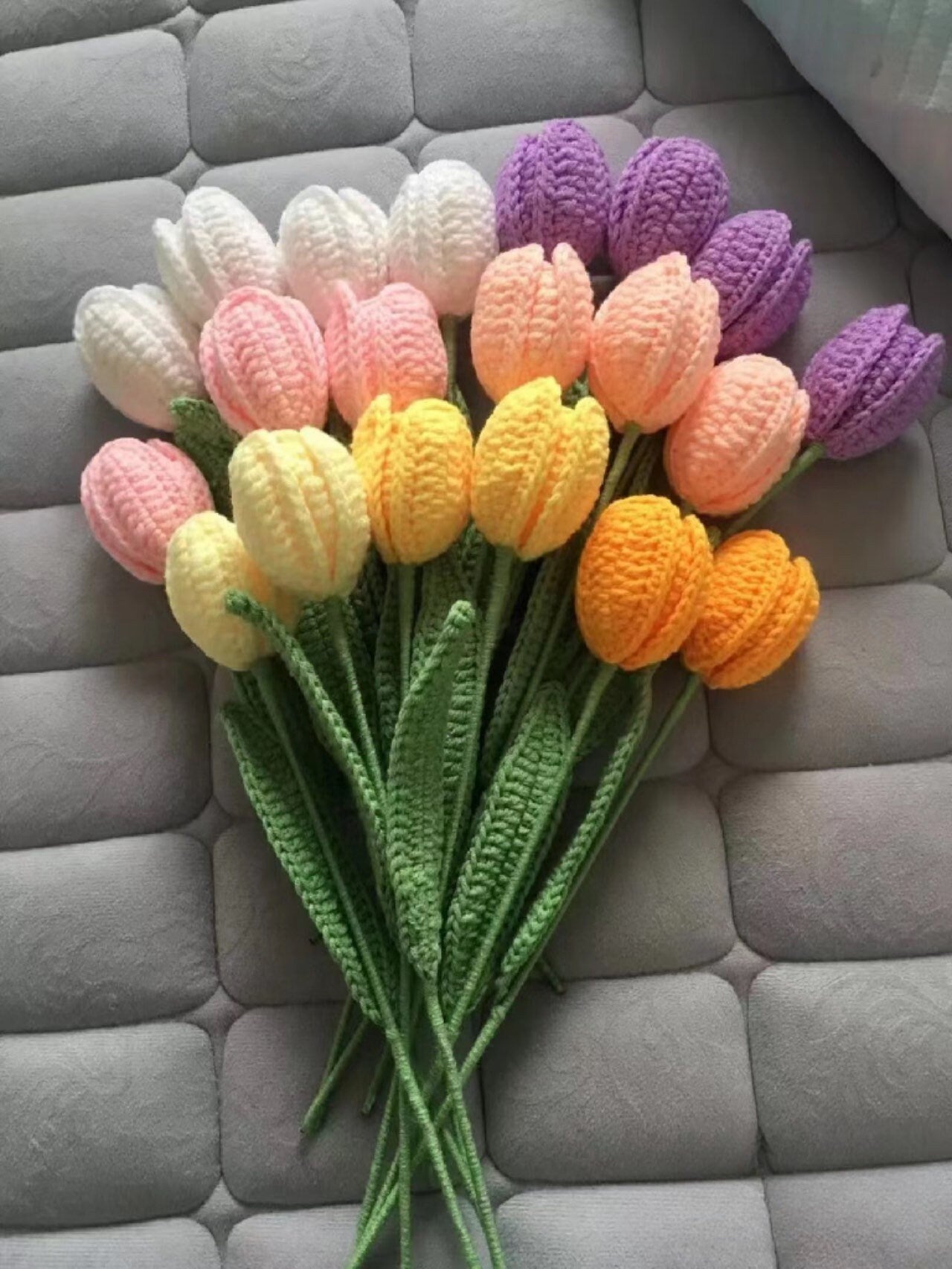 Crochet realistic tulips, gift for her, hand made crocheted flowers bouquet,mother’s Day gift , personal custom, anniversary,birthday gi