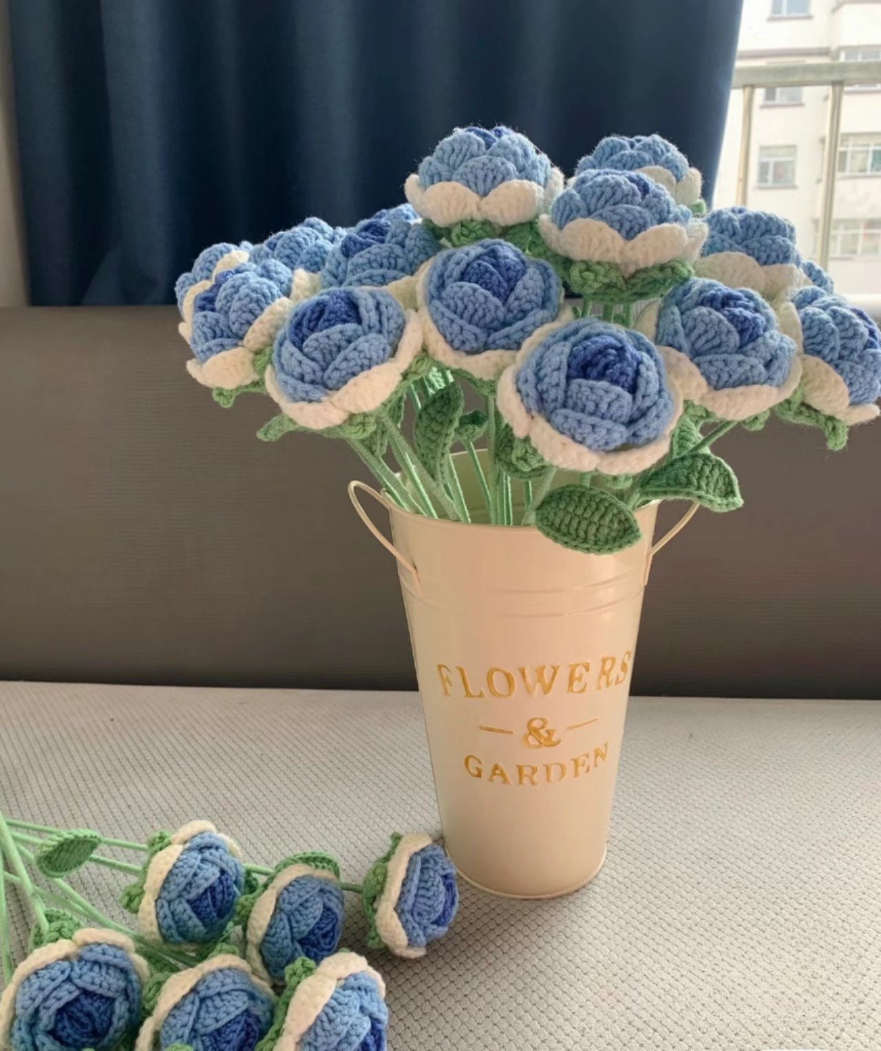 Crochet flowers, handmade Crochet Rose Bouquets,Birthday Gift crochet rose,anniversary gift, wedding flowers