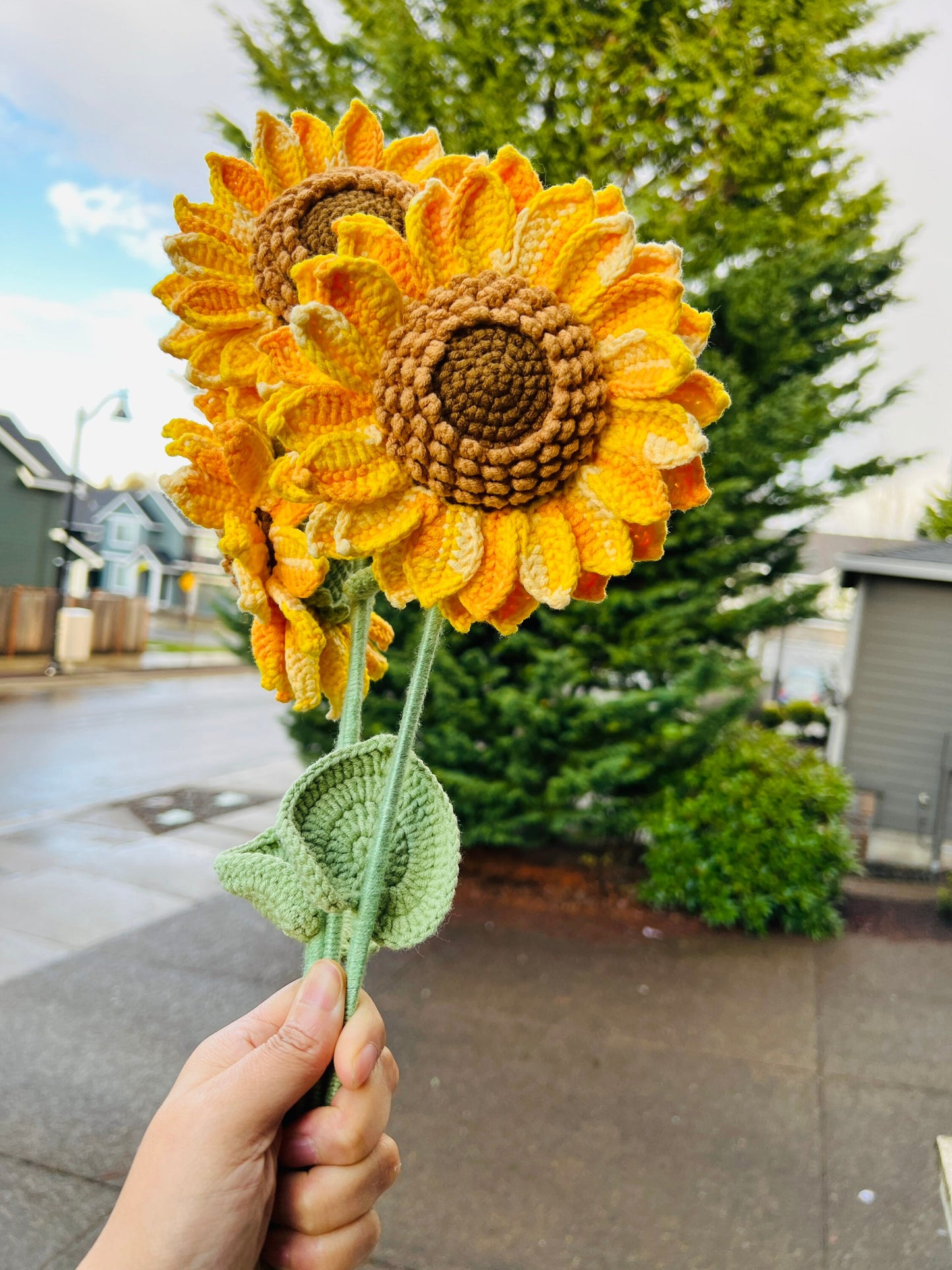 Crochet sunflower bouquet, double layer sunflower, handmade knitted gift, gift for mom, unique gift, special anniverary gift