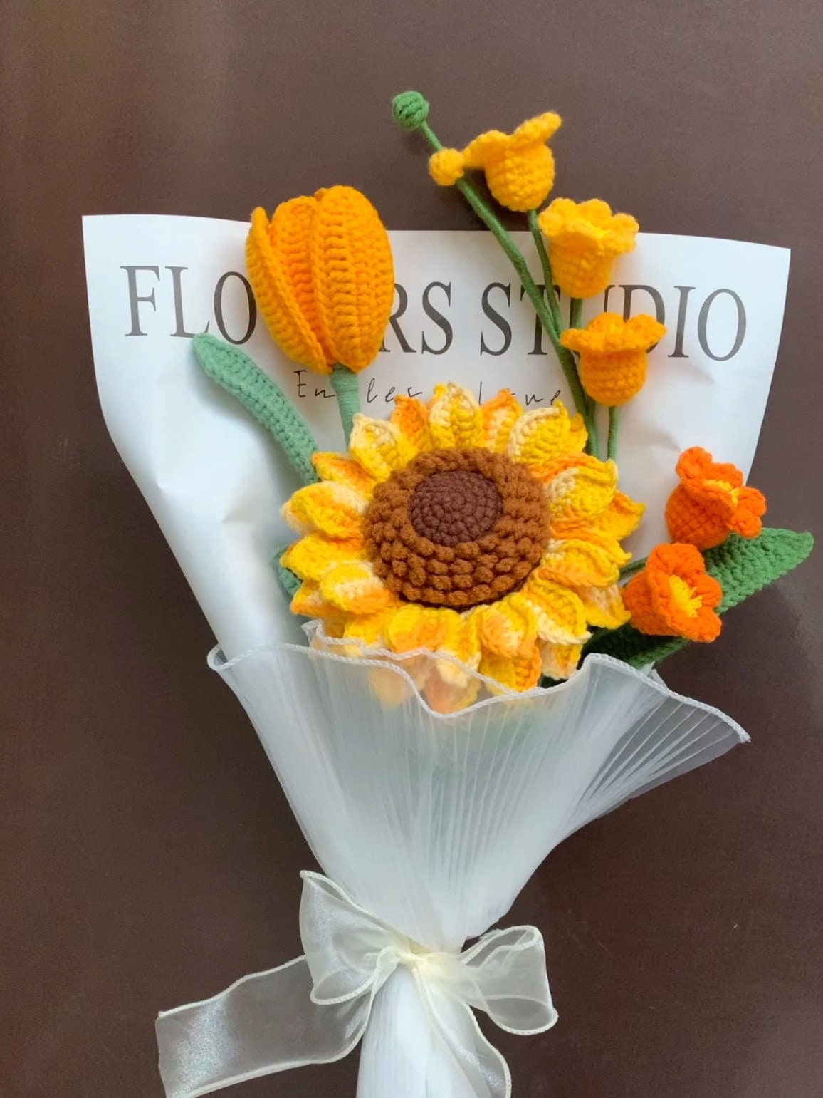 Crochet sunflower bouquet, handmade flowers Romantic Crocheted Double-Layer Sunflower Bouquet gift,Birthday/anniversary gift