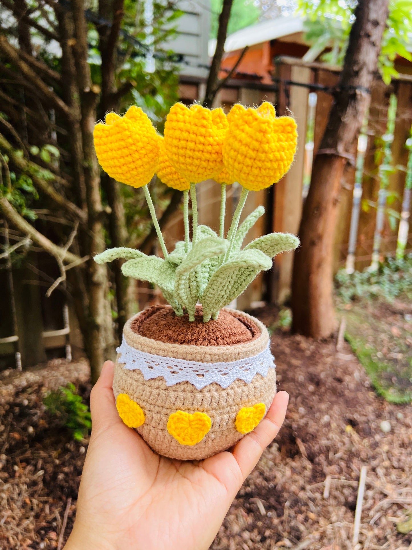 Crochet flower pot,special gift,knitting unique gift, crochet tulip, rose,Birthday gift, Anniversery gift, ready to ship