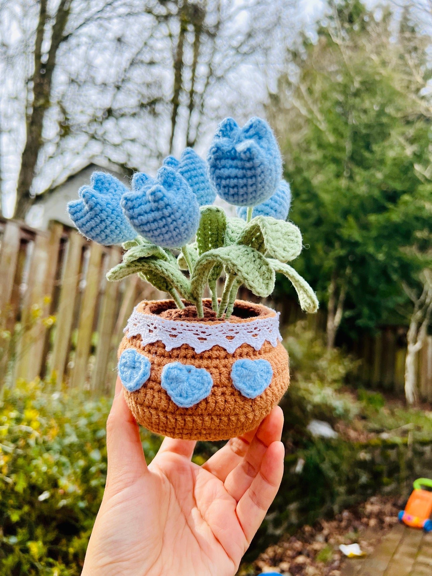 Crochet flower pot,special gift,knitting unique gift, crochet tulip, rose,Birthday gift, Anniversery gift, ready to ship