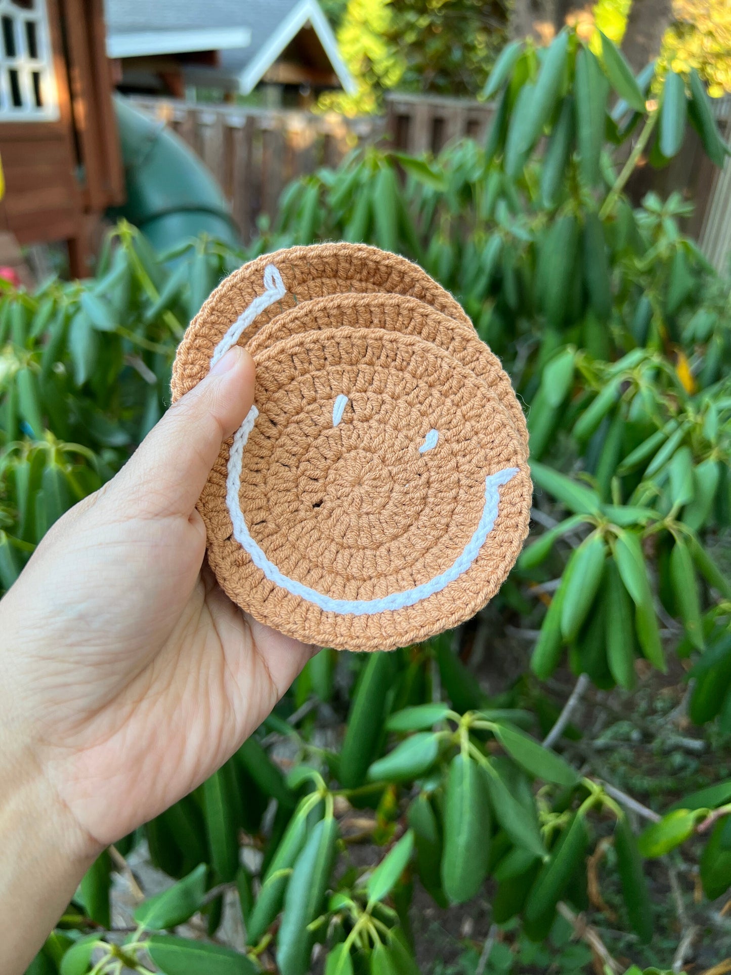 Smiley crochet coaster set, handmade crochet coasters, home decor, Mother’s Day gift, anniversary, tea mug coasters,Handmade Table Decor, Gi