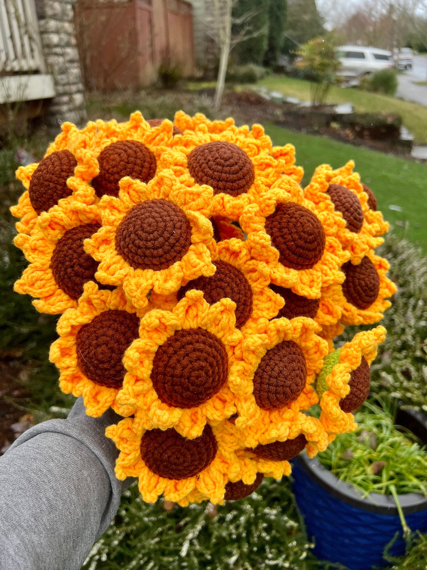 Handmade knitted Sunflower, Crochet Sunflower Bouquet, Birthday Gift,Gift for her, mom dad, friends,parents, anniversary gift