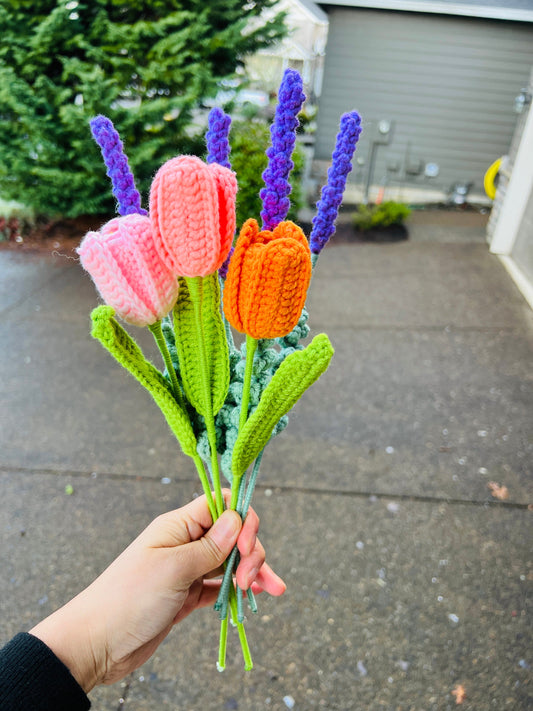 Crochet flowers bouquets, handmade tulips roses,Realistic crocheted tulips anniversary birthday Mother’s Day gift,wedding bouquet