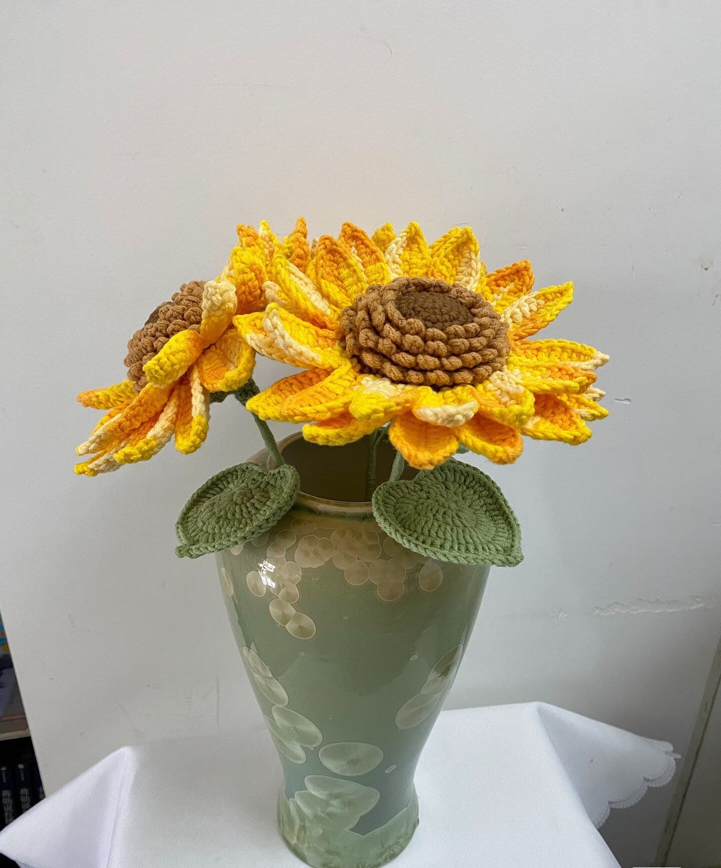 Crochet sunflower bouquet, double layer sunflower, handmade knitted gift, gift for mom, unique gift, special anniverary gift