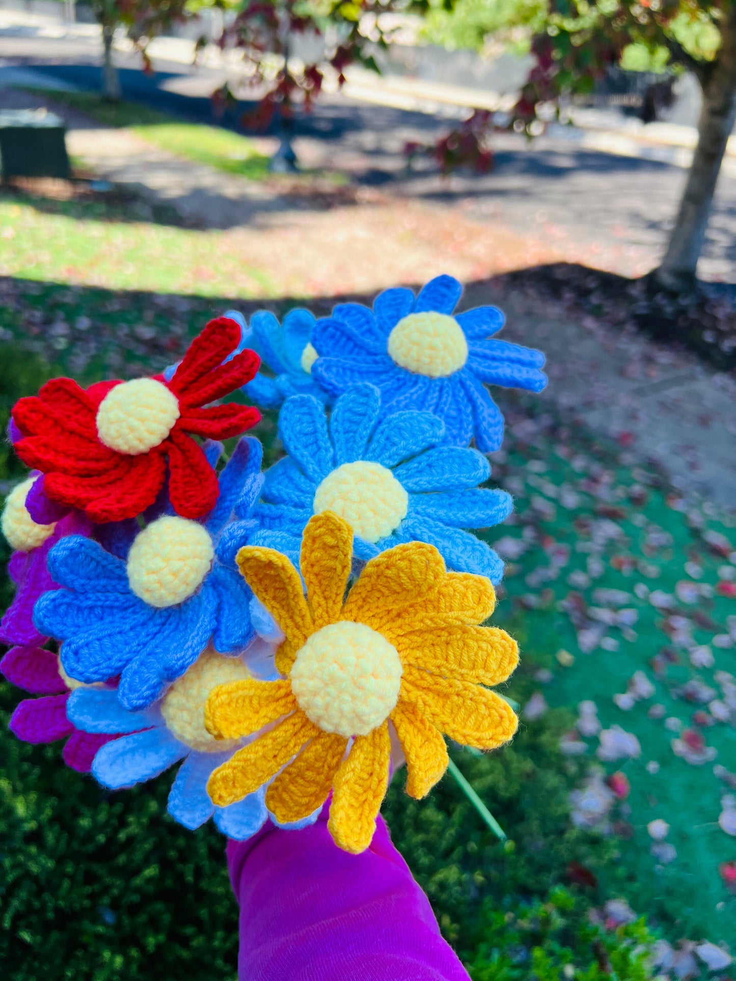 Crochet Daisy Bouquet, Rainbow Daisy Bunch, Crochet Floral Arrangement, Knitted flowers , Office Decor, Gift for Her, Thanksgiving gift