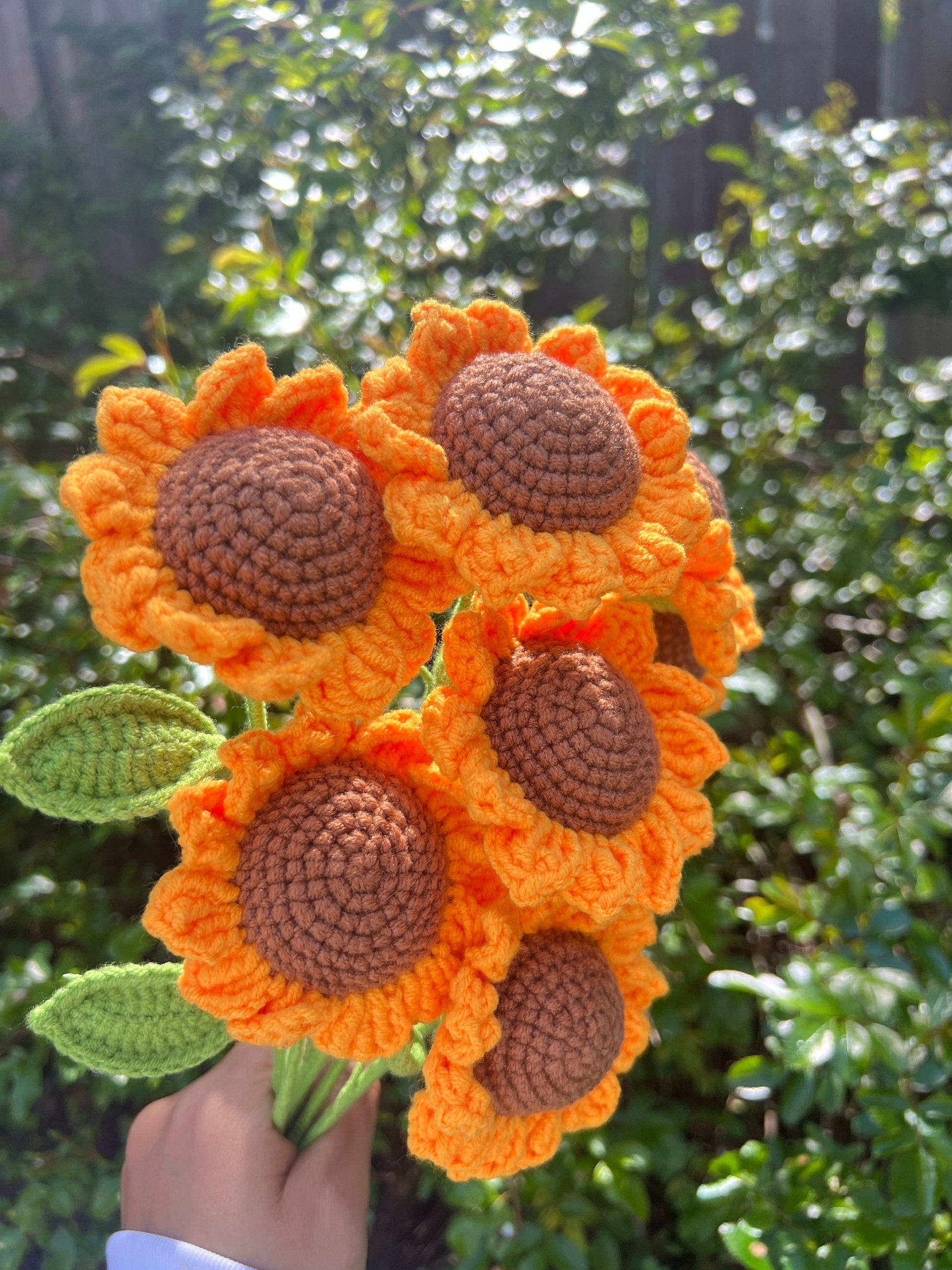 Handmade knitted Sunflower, Crochet Sunflower Bouquet, Birthday Gift,Gift for her, mom dad, friends,parents, anniversary gift