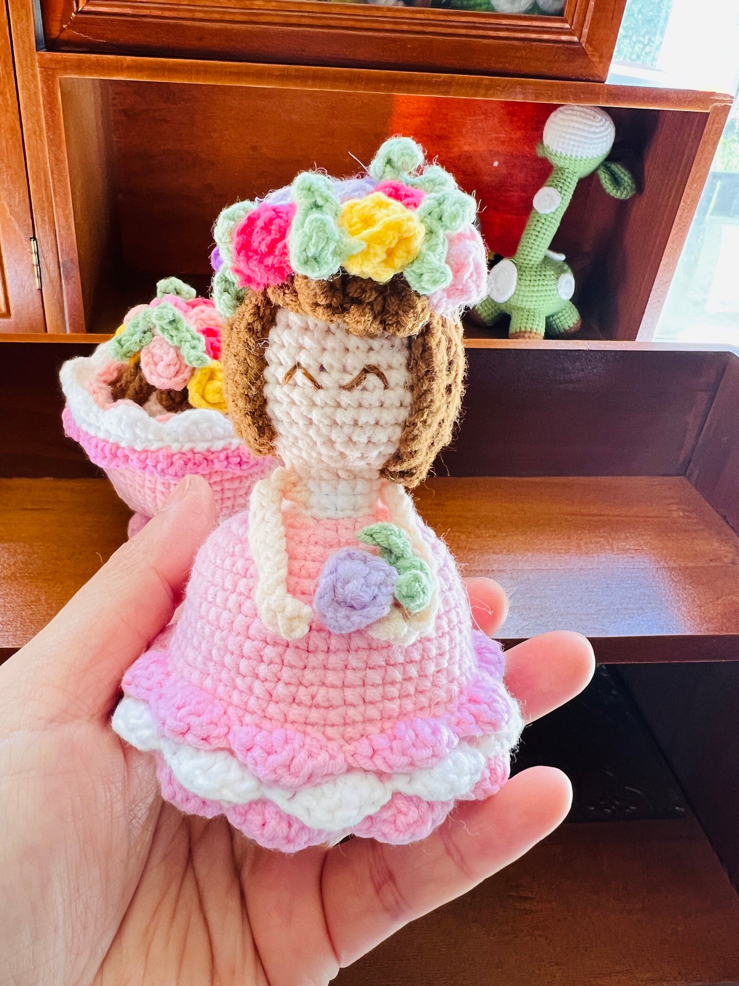 Handmade Princess Crochet, ,Reversible Flower Bouquet and Bride Amigurumi, Amigurumi Princess Doll, Soft Toy For Kids, gift for her