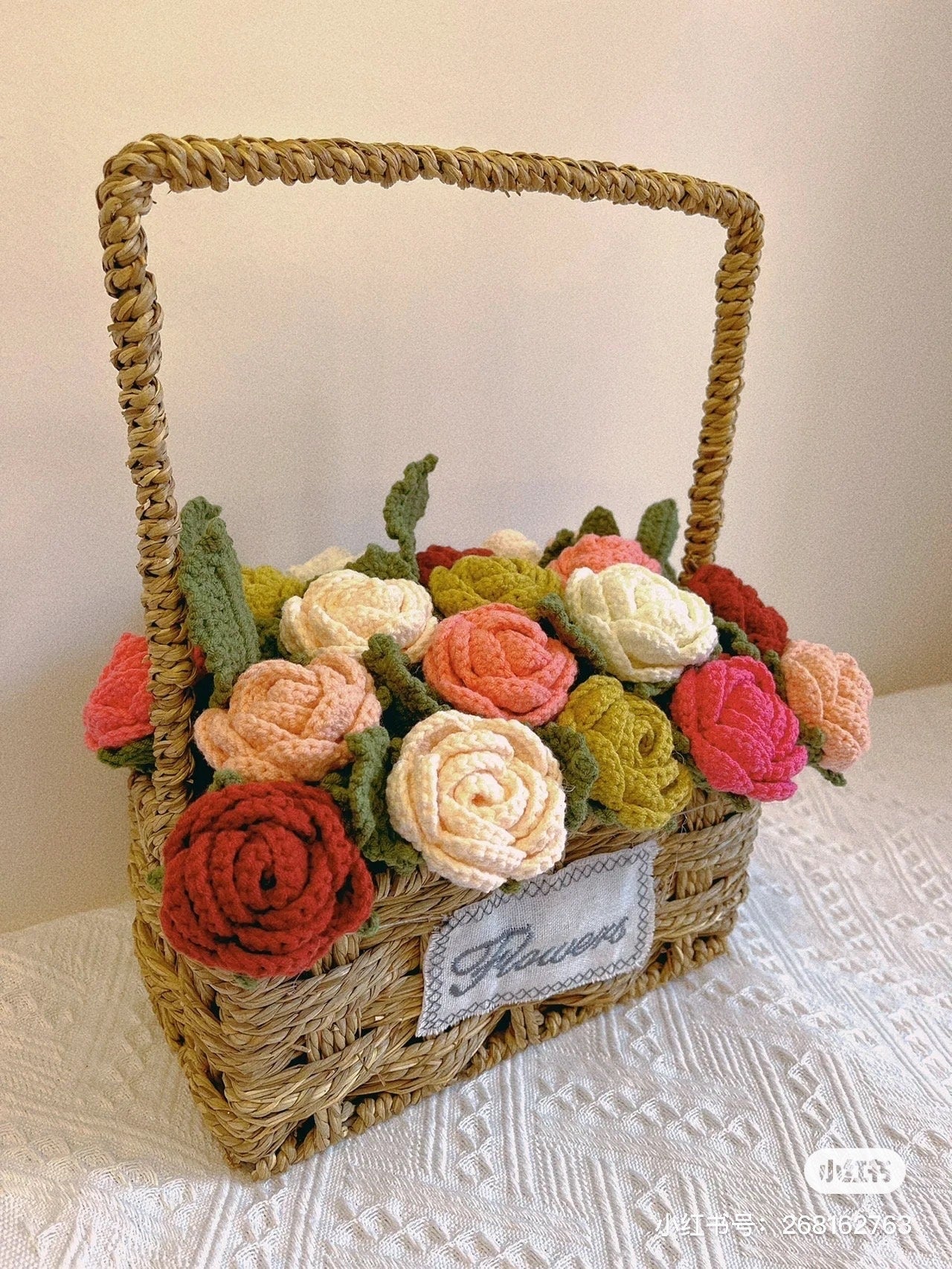 Crochet flowers, handmade Crochet Rose Bouquets，Birthday Gift crochet rose,anniversary gift, wedding flowers